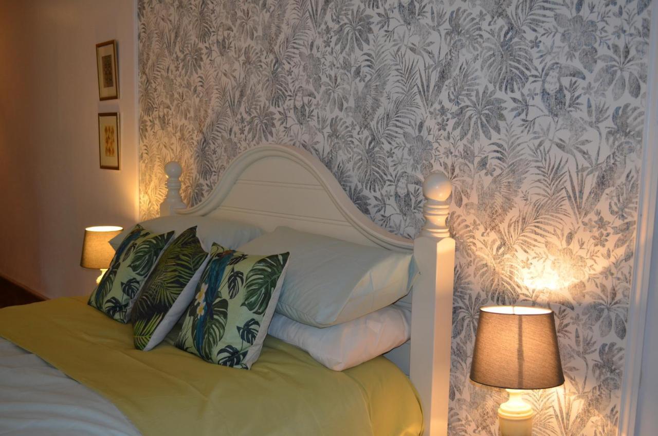 Chateau Gros Puy, Petit Chateau Chambre D'Hote Abjat-sur-Bandiat Luaran gambar