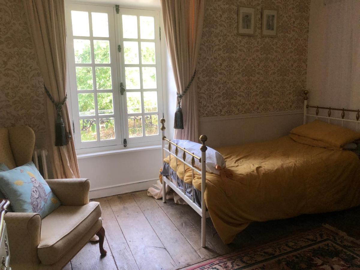 Chateau Gros Puy, Petit Chateau Chambre D'Hote Abjat-sur-Bandiat Luaran gambar