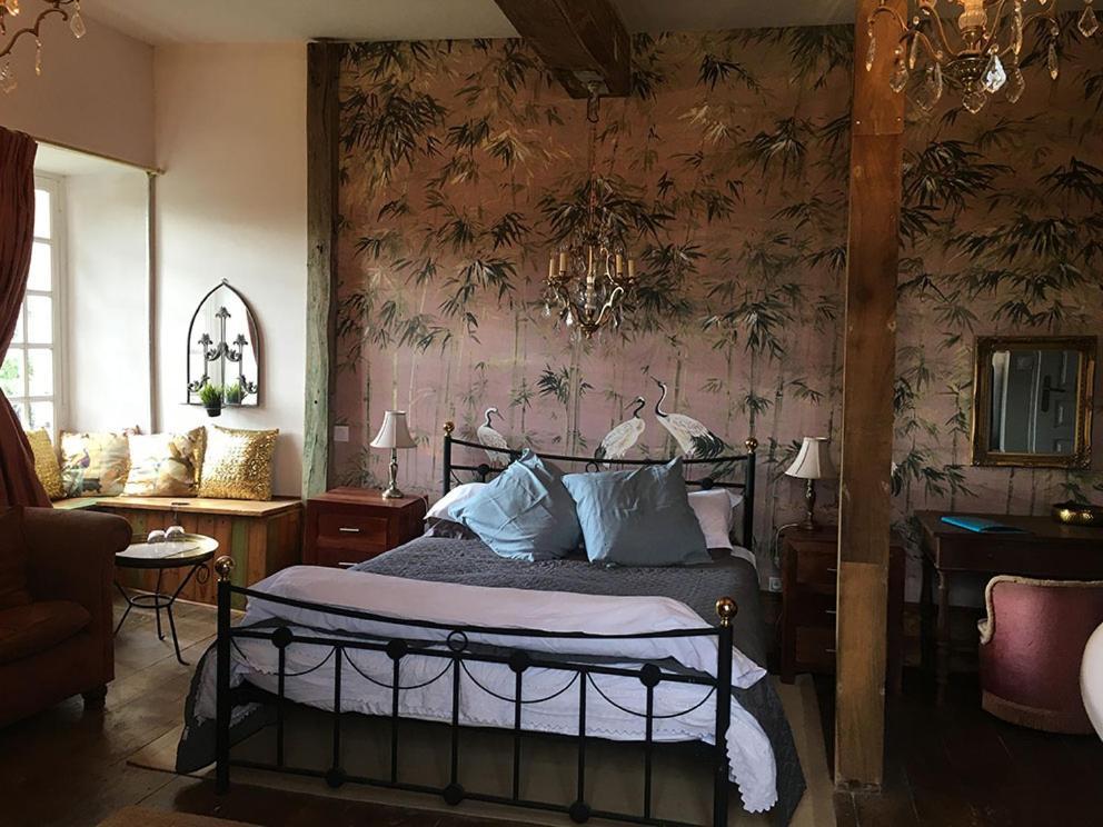 Chateau Gros Puy, Petit Chateau Chambre D'Hote Abjat-sur-Bandiat Luaran gambar